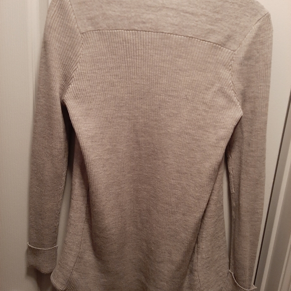 Cardigan - Picture 2 of 3